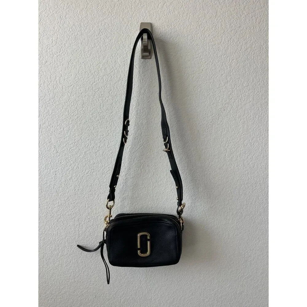 Marc Jacobs Supple Natural Grain Calfskin Softshot 21 Black Crossbody